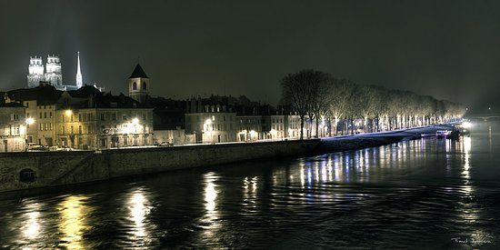 Promenade Sur Les bords De La Loire